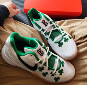 Alternative view of Giày Nike Kyrie Flytrap 2 EP 'Boston Celtics' AO4438-102