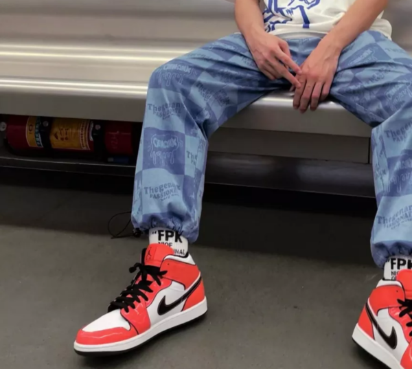 Giày Nike Air Jordan 1 Mid SE 'Turf Orange' DD6834-802 - Ảnh 9