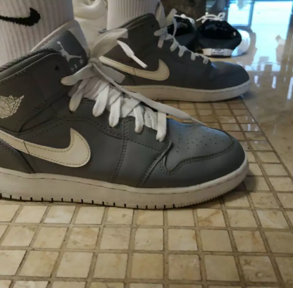 Giày Nike Air Jordan 1 Mid 'Cool Grey' 554724-036 - Ảnh 2