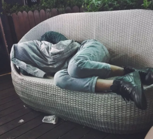 Alternative view of Giày Nike Air Jordan 1 Mid 'Black' 554724-021