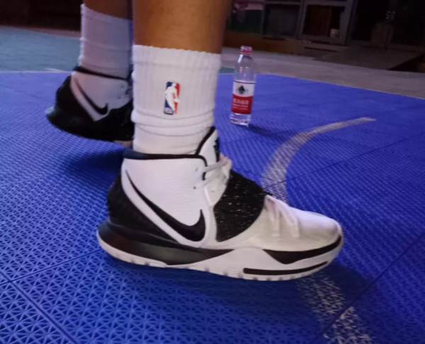 Giày Nike Kyrie 6 Team 'White Black' CK5869-101 - Ảnh 3
