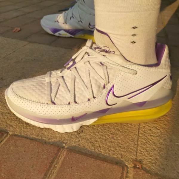 Giày Nike LeBron 17 Low 'Lakers' CD5007-102 - Ảnh 2