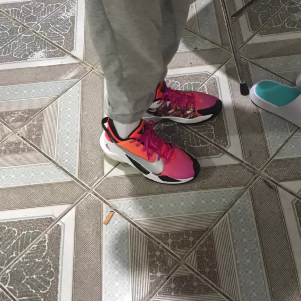 Giày Nike Zoom Freak 2 EP GS 'Gradient Fade' CT4592-600 - Ảnh 2