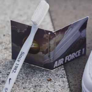 Giay Nike Air Force 1 Low Color of The Month 'Metallic Silver' DZ6755-100