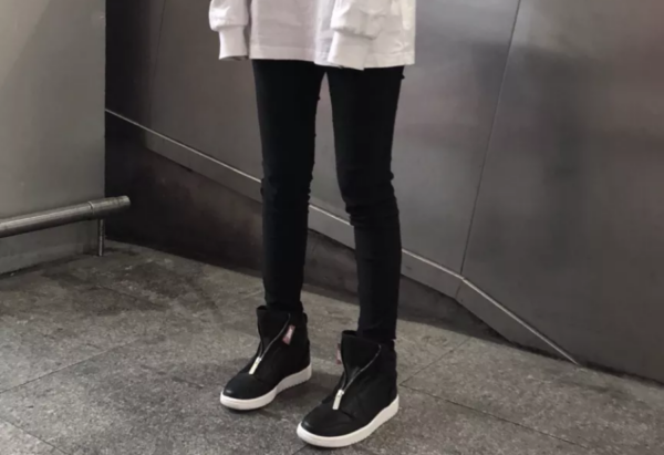 Giày Nike Wmns Air Jordan 1 Retro High Zip 'Black' AQ3742-016 - Ảnh 7