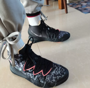 Alternative view of Giày Nike Kyrie Hybrid S2 EP 'What The' CT1971-001