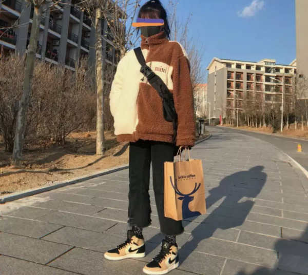 Giày Nike Air Jordan 1 High 'Mushroom' AH7389-003 - Ảnh 4
