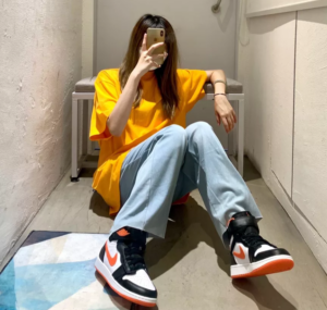 Alternative view of Giày Nike Air Jordan 1 High FlyEase GS 'Turf Orange' CT4897-008