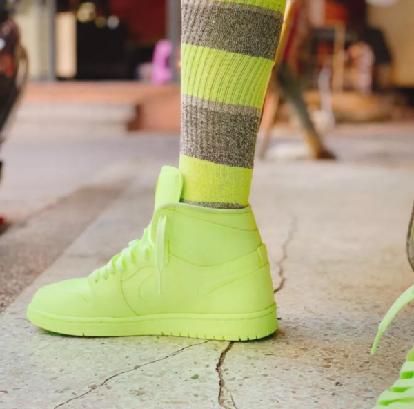 Giày Nike Air Jordan 1 High PRM 'Barely Volt' AH7389-700 - Ảnh 2