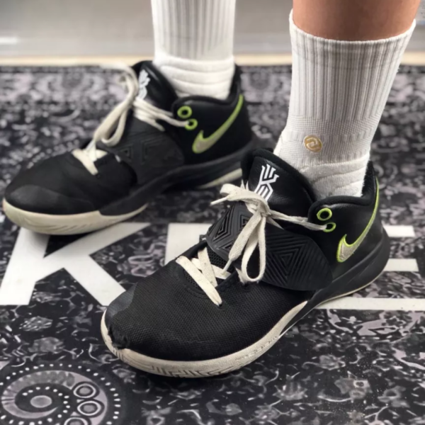 Giày Nike Kyrie Flytrap 3 EP 'Black Volt' CD0191-001 - Ảnh 3
