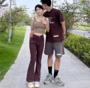 Alternative view of Giày New Balance 2002 'Grey' M2002RJM