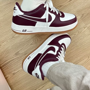 Giay Nike Air Force 1 GS 'Team Red Gum' DQ5972-100