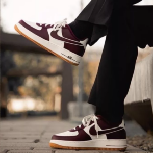 Giay Nike Air Force 1 GS 'Team Red Gum' DQ5972-100