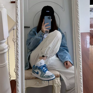 Giay Nike Air Jordan 1 Low 'Washed Denim' GS DM8947-100