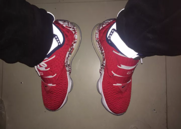 Giày Nike LeBron 17 EP 'LeBron 4 Red Graffiti' CT6052-600 - Ảnh 9