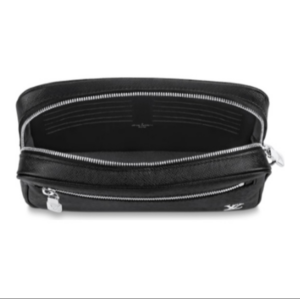 Tui Louis Vuitton Pochette Kasai Taiga 'Black' M30441