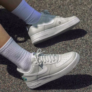 Giay Nike Air Force 1 Low 'Have a Nike Day Earth' DM0118-001
