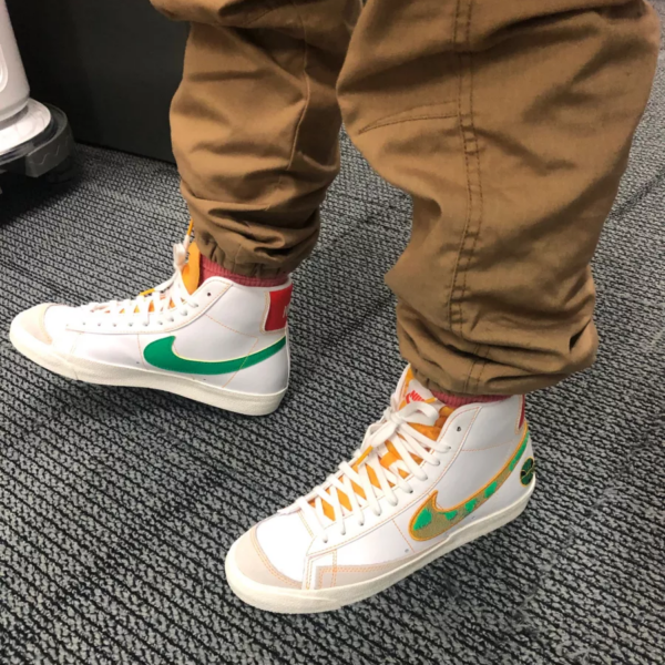 Giày Nike Blazer Mid '77 Vintage 'Roswell Rayguns' DD9239-100 - Ảnh 9