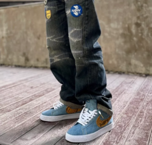 Alternative view of Giày Nike Supreme x Zoom Blazer Mid QS SB 'Denim' DX8421-400