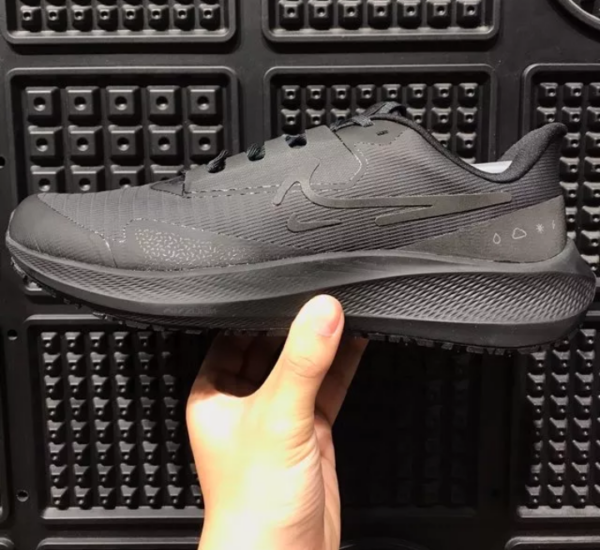 Giày Nike Air Zoom Pegasus 39 Shield 'Black Off Noir' DO7625-001 - Ảnh 6