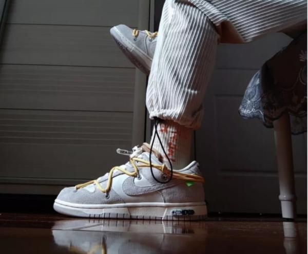 Giày Nike Off-White x Dunk Low 'Lot 39 Of 50' DJ0950-109 - Ảnh 2