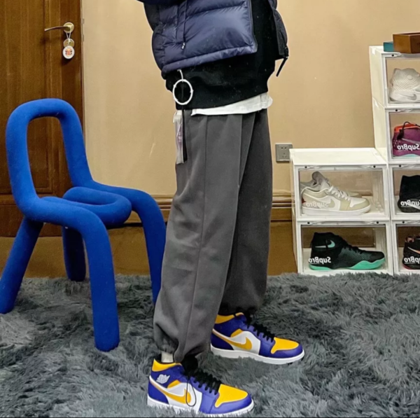 Giày Nike Air Jordan 1 Mid 'Lakers' DQ8426-517 - Ảnh 9