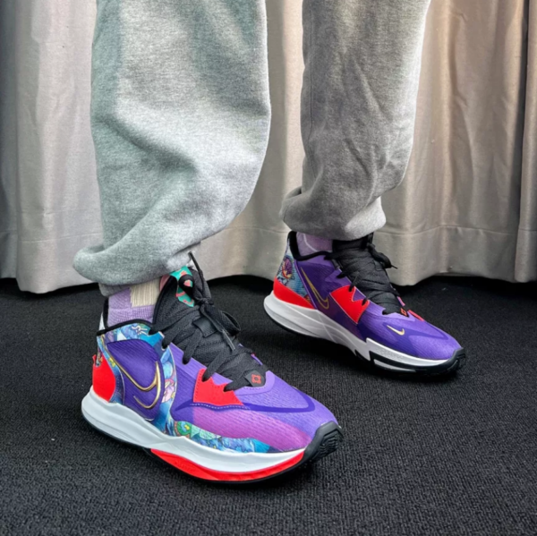 Giày Nike Kyrie Low 5 EP 'Jewell Loyd Mural' DJ6014-002 - Ảnh 2