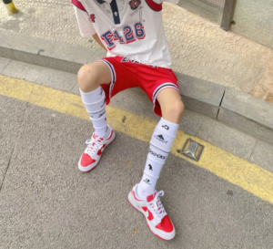 Alternative view of Giày Nike Dunk Low 'White University Red' DD1391-600