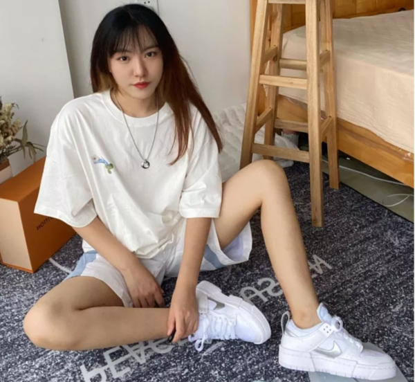 Giày Nike Wmns Dunk Low Disrupt 'White Metallic Silver' DJ6226-100 - Ảnh 3