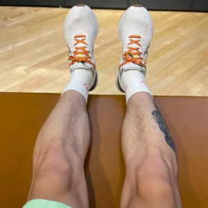 Giay Nike Infinity Run 3 A.I.R. x Hola Lou 'White' DO9496-001