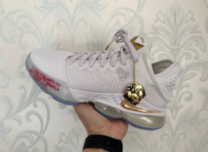 Giay Nike x Titan LeBron 19 Low 'Beyond The Seas' DV3334-100