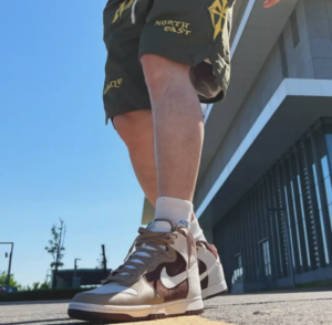 Alternative view of Giày Nike Dunk High 'Light Chocolate' DH5348-100‬