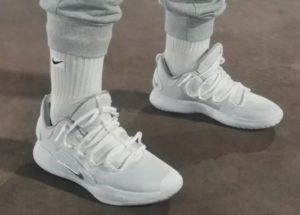 Giay Nike Hyperdunk X Low 'White Pure Platinum' AR0465-100