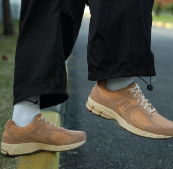 Giày New Balance 2002R 'Toast' M2002RPL - Ảnh 3
