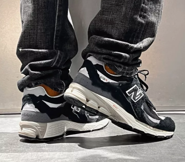 Giày New Balance 2002R 'Protection Pack - Black Grey' M2002RDJ - Ảnh 5