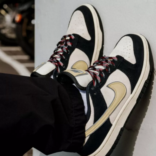 Giày Nike Dunk Low LX 'Black Team Gold' DV3054-001 - Ảnh 2