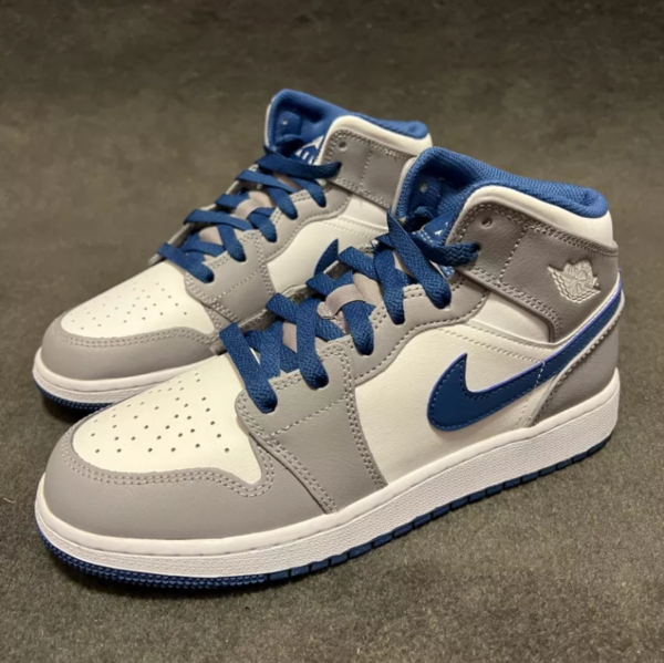 Giày Nike Air Jordan 1 Mid 'True Blue' DQ8426-014 - Ảnh 5