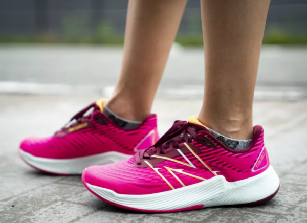 Giày New Balance FuelCell Prism V2 'Pink' WFCPZLP2 - Ảnh 2
