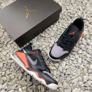 Giay Nike Jordan Mars 270 Low 'Bred' CK1196-001