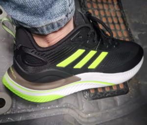 Giay Adidas Alphamagma 'Black Green' GV7921