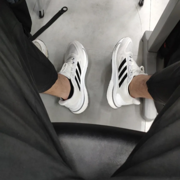 Giay Adidas Supernova+ 'Cloud White' H04482