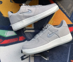 Giay Nike Air Force 1 Jewel 'The Month Light Smoke Grey' DV0785-003