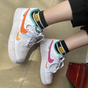 Giay Nike Air Force 1 LV8 GS 'Leap High' FD4626-181