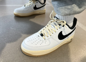 Giay Nike Air Force 1 '07 'Command Force White Black' DR0148-101