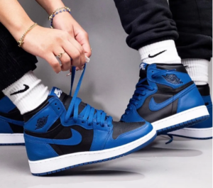 Giay Nike Air Jordan 1 Retro High OG GS 'Dark Marina Blue' 575441-404