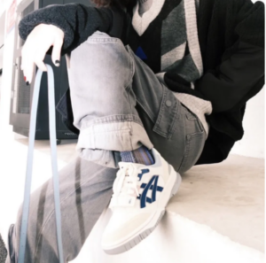 Giay Asics Gel-Spotlyte Low V2 'Coastal Blue' 1203A312-700