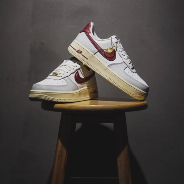 Giay Nike Air Force 1 Low Just Do It 'Photon Dust Team Red' DV7584-001
