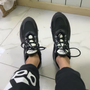 Giay Nike Air Max 270 React 'Black White' DJ0032-011