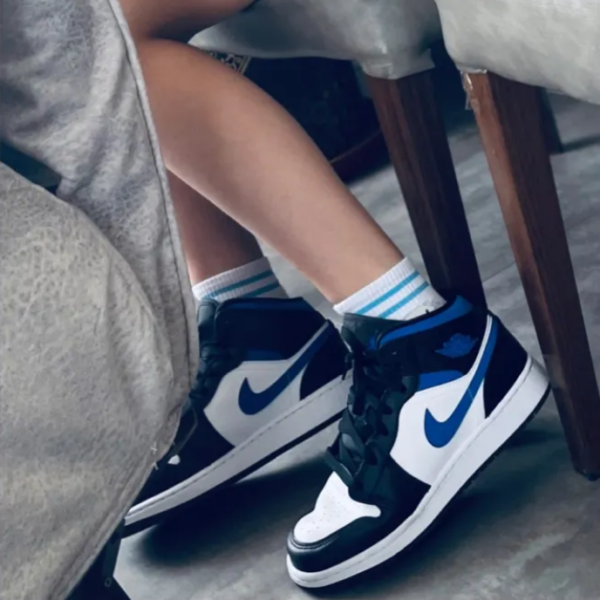 Giày Nike Air Jordan 1 Mid GS 'Game Royal' 554725-140 - Ảnh 3