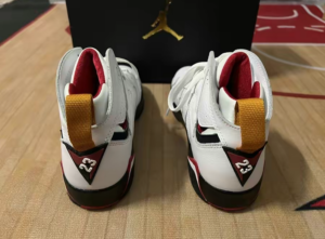 Giay Nike Air Jordan 7 Retro GS 'Cardinal' 2022 DQ6040-106